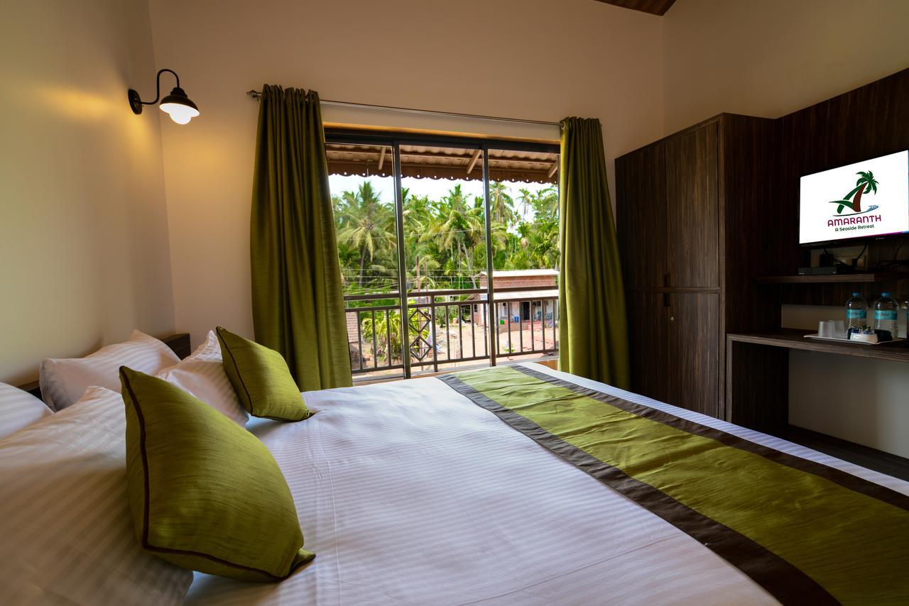 Feet Up Amaranth Resort Dāpoli Exteriér fotografie